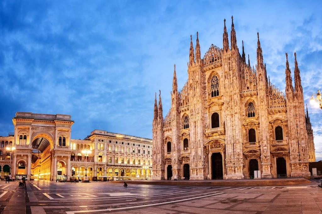 Duomo-San Babila-Tribunale Wifi-Netflix Milão Exterior foto